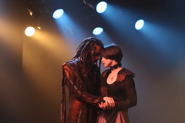 Sao Paulo, SP, Brasil. Data 11-08-2015. Espetaculo Otelo. Atores Samuel de Assis e Mel Lisboa. Teatro Sergio Cardoso, Sala Pascoal Carlos Magno Foto Lenise Pinheiro/Folhapress